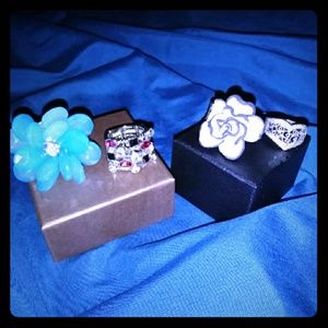 4 Fashion Rings